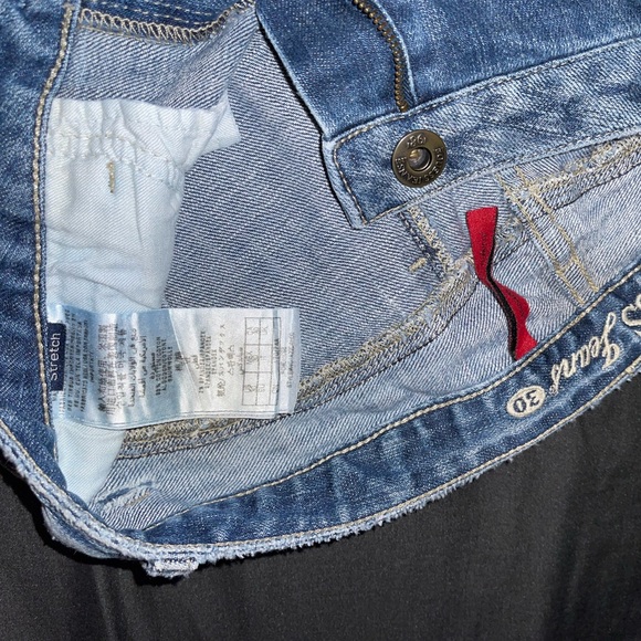 Guess Jeans - Picture 3 of 5